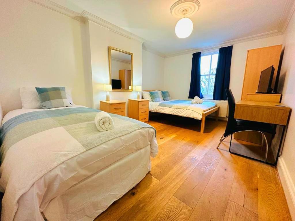 Cosy Home In Kensington - Great Location! 3 Minutes Walk To Earl'S Court Station 런던 외부 사진