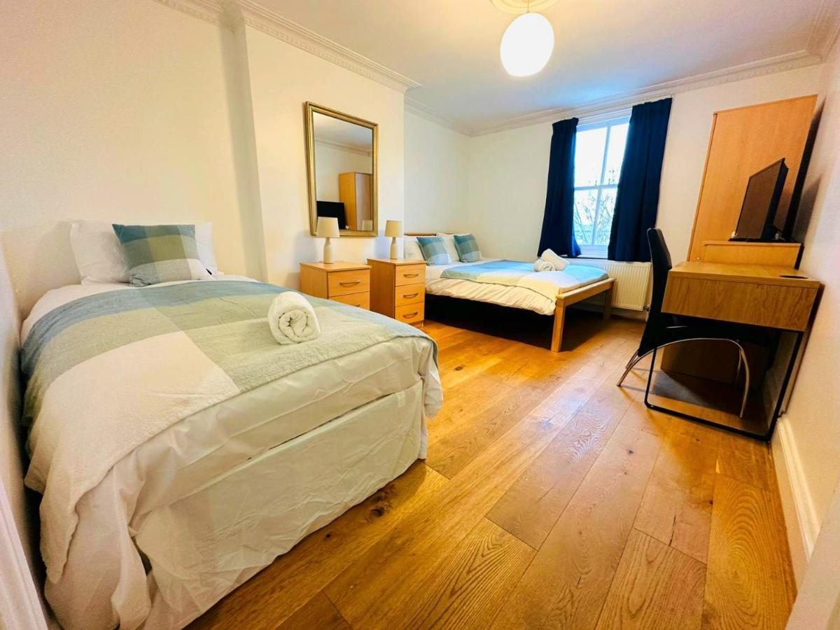 Cosy Home In Kensington - Great Location! 3 Minutes Walk To Earl'S Court Station 런던 외부 사진