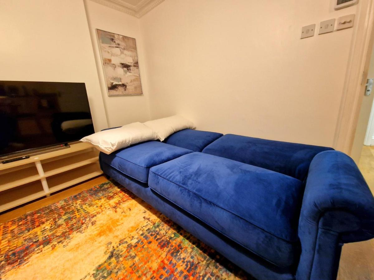 Cosy Home In Kensington - Great Location! 3 Minutes Walk To Earl'S Court Station 런던 외부 사진