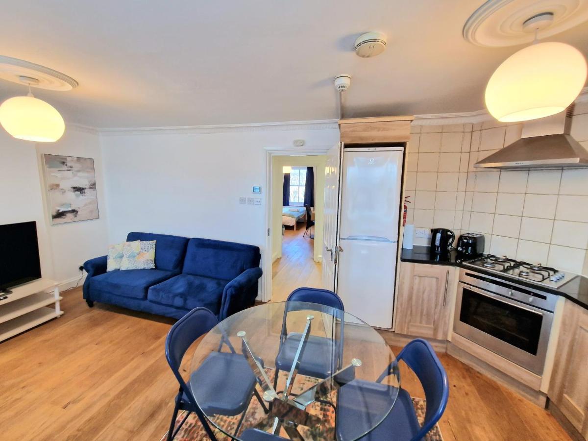 Cosy Home In Kensington - Great Location! 3 Minutes Walk To Earl'S Court Station 런던 외부 사진